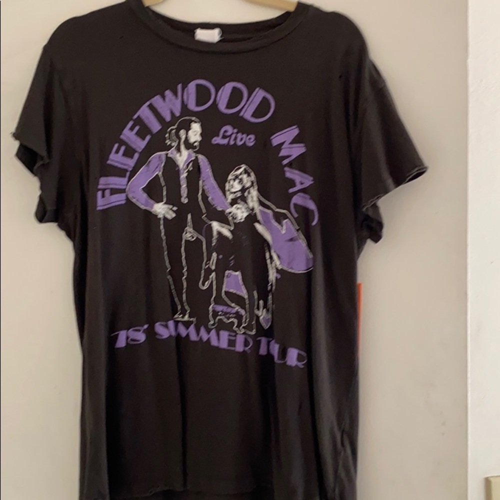 Distressed FLEETWOOD MAC tee by Madeworn